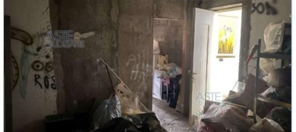 5غرفة شقة في Ottaviano, Italy رقم 10262 3