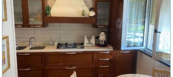 5غرفة شقة في Ottaviano, Italy رقم 10262 8