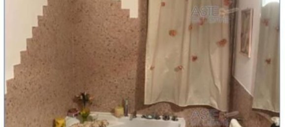 5غرفة شقة في Ottaviano, Italy رقم 10262 25