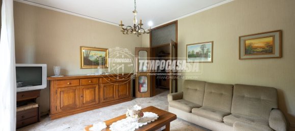 4 bedrooms Apartment in Vignola, Italy No. 381666 10