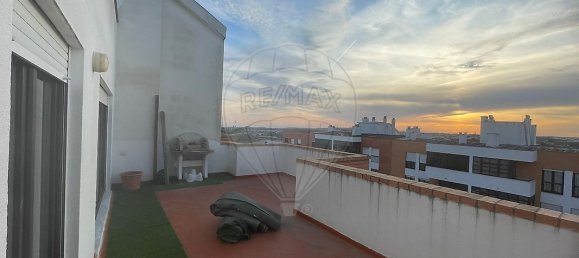 2 غرف نوم شقة في Porto Salvo, Portugal رقم 104287 16