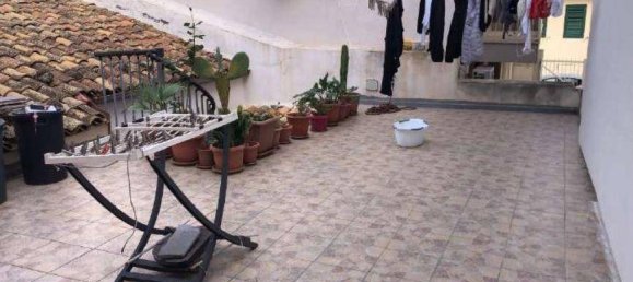 Apartamento de 5 habitaciónes en Vittoria, Italy No. 350866 4