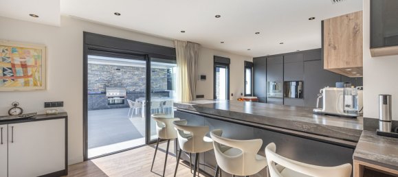 5 Schlafzimmer Villa in Marbella, Spain, Nr. 41212 11