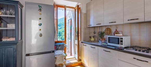 2 Schlafzimmer Haus in Toffia, Italy, Nr. 296314 2