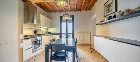 5 bedrooms Duplex in Maranello, Italy No. 314597 3