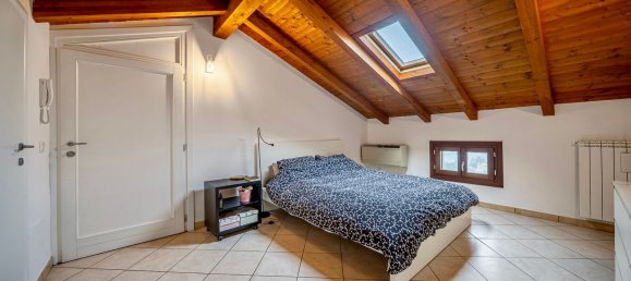 5 bedrooms Duplex in Maranello, Italy No. 314597 14