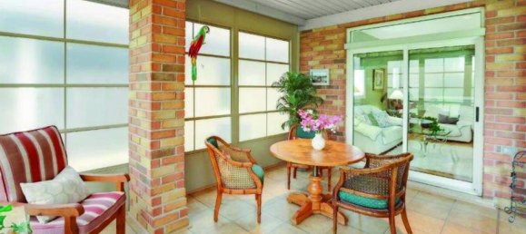 4 bedrooms House in Welland, Canada No. 845 9