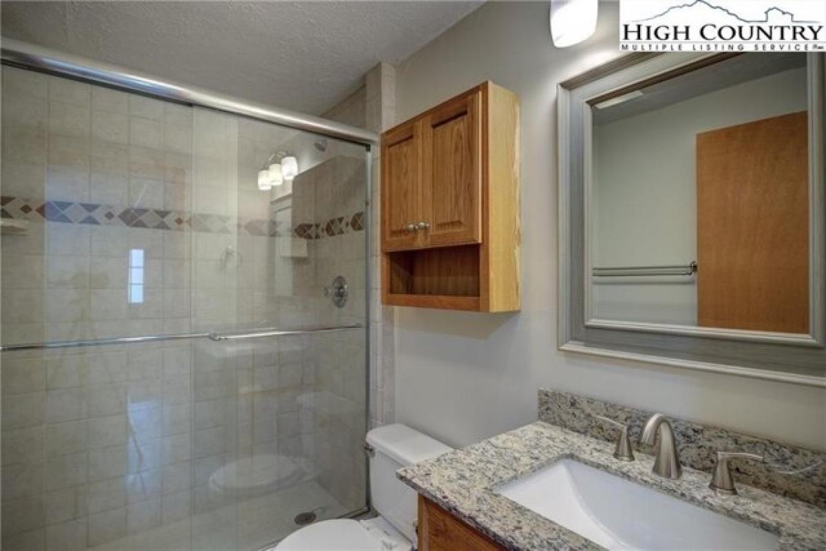 4 bedrooms House in Banner Elk, USA No. 380974