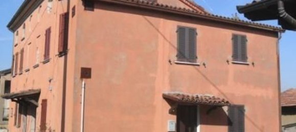 7-Zimmer Haus in Castana, Italy, Nr. 82189 3