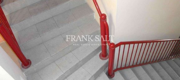  محل تجاري في Hamrun, Malta 56متر مربع رقم 13360 6