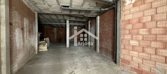 Коммерческая недвижимость 340м² в Кордова, Испания № 147625 3