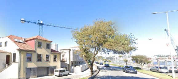 4 bedrooms House in Matosinhos, Portugal No. 125999 2