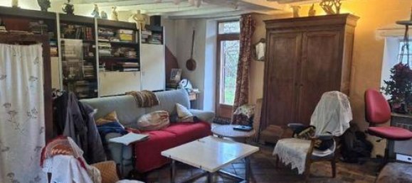 1 bedroom House in Henrichemont, France No. 240056 6