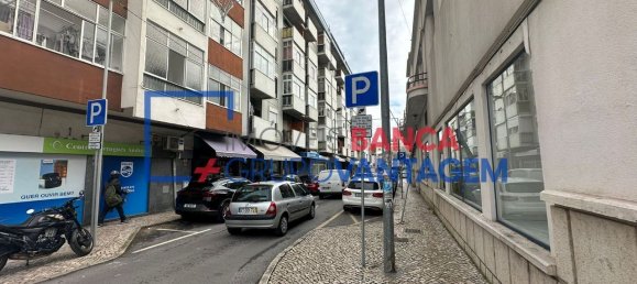 4 Schlafzimmer Wohnung in Almada, Portugal, Nr. 69767 4