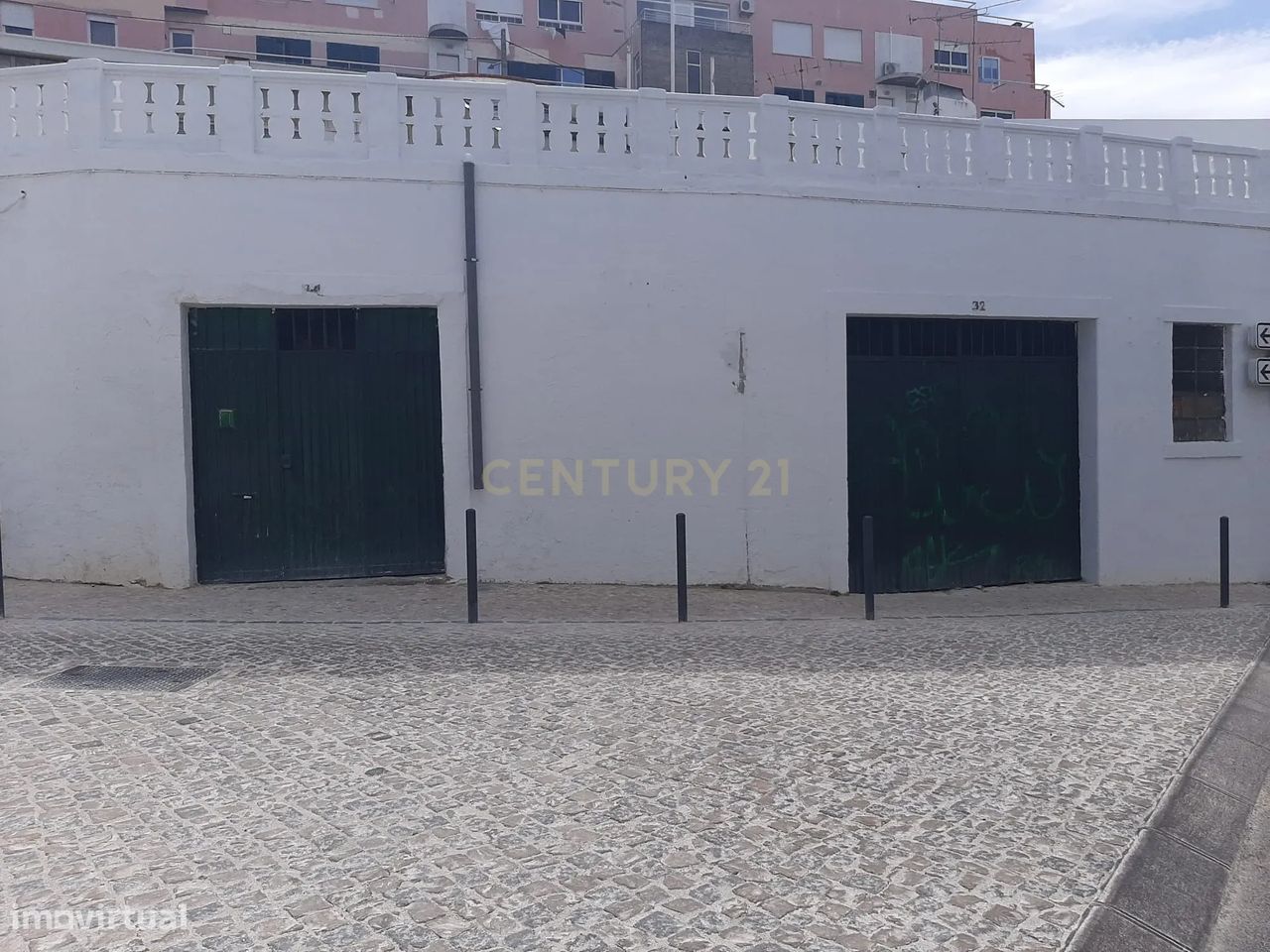 304m² Warehouse in Vila Franca de Xira, Portugal No. 231359