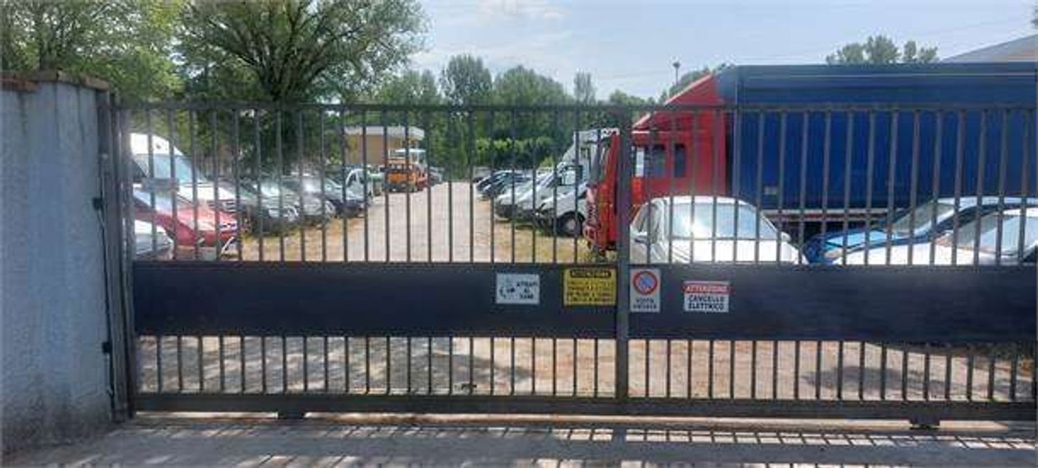 Lagerhaus in Gorizia, Italy 900m², Nr. 301714