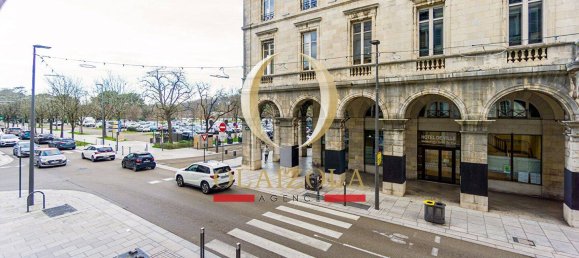 Apartamento de 4 dormitorios en Bayonne, France No. 106569 2