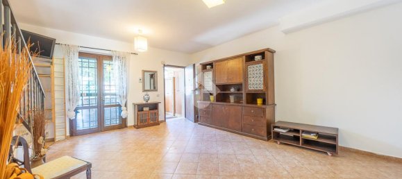 2 bedrooms Villa in Guidonia Montecelio, Italy No. 310095 11