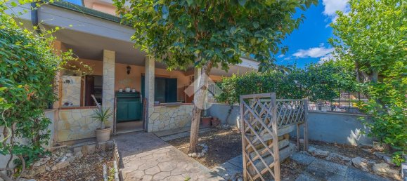 2 bedrooms Villa in Guidonia Montecelio, Italy No. 310095 2