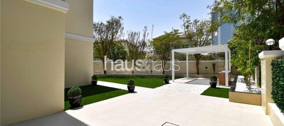 Вилла с 4 спальнями в Jumeirah Village Triangle, ОАЭ № 98555 22