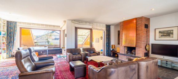 Квартира с 3 спальнями в Хамельн-Пирмонт, Германия № 136231 2