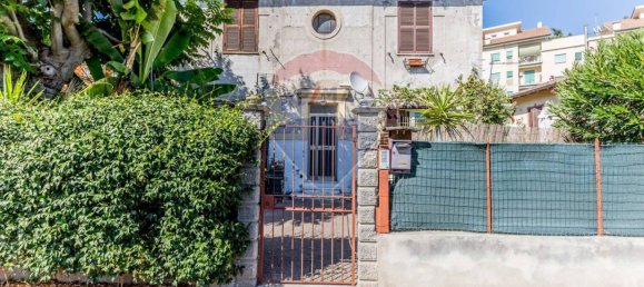 2 Schlafzimmer Wohnung in Rome, Italy, Nr. 281118 8