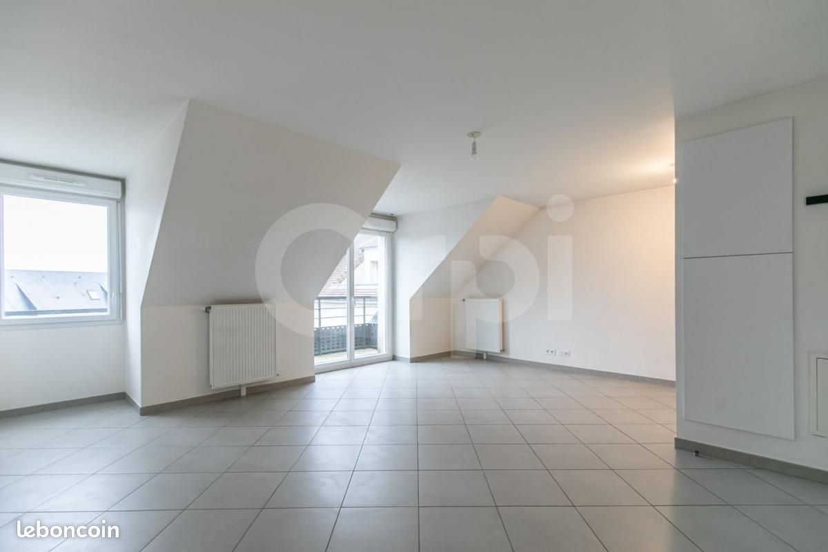 Estúdio em Boissy-Saint-Leger, France N.º 162850