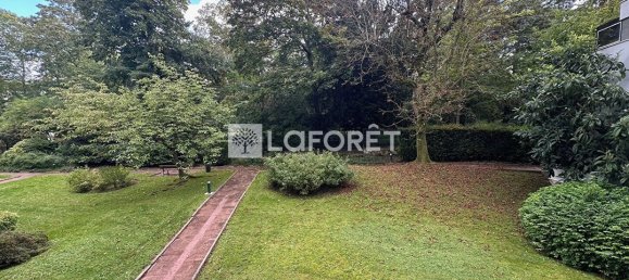 3 bedrooms Apartment in Saint-Cloud, France No. 180172 5