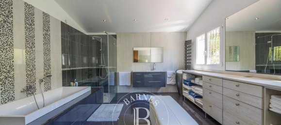 Villa T6 em Lumio, France N.º 68240 21