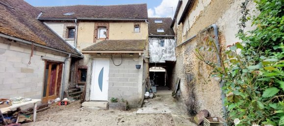 2 Schlafzimmer Haus in Cerisiers, France, Nr. 323638 12