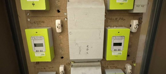 Edificio de 7 habitaciónes en Calais, France No. 57480 8