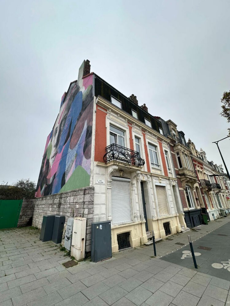 Edificio de 7 habitaciónes en Calais, France No. 57480