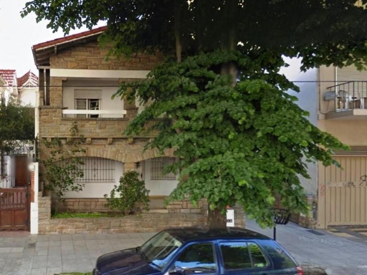 5 bedrooms House in Mar del Plata, Argentina No. 95944