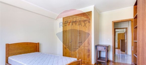 4 bedrooms House in Rio de Mouro, Portugal No. 31458 29