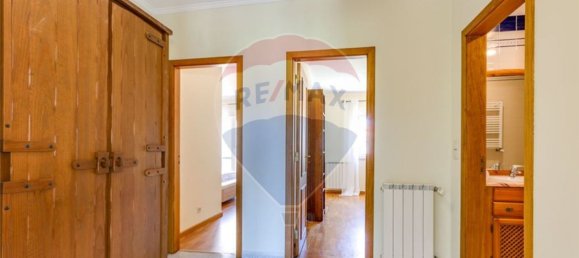 4 bedrooms House in Rio de Mouro, Portugal No. 31458 25