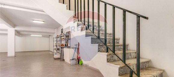 4 bedrooms House in Rio de Mouro, Portugal No. 31458 22