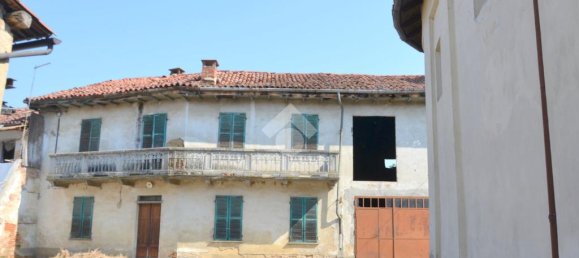 2 bedrooms House in Castello di Annone, Italy No. 287112 4