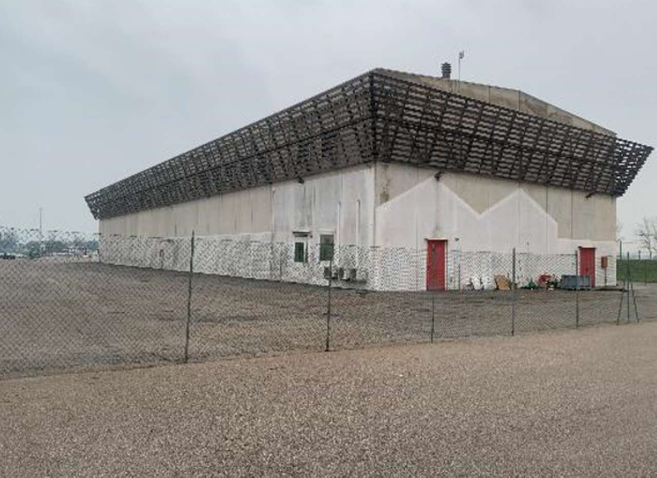 Lagerhaus in Ravenna, Italy 1200m², Nr. 295071