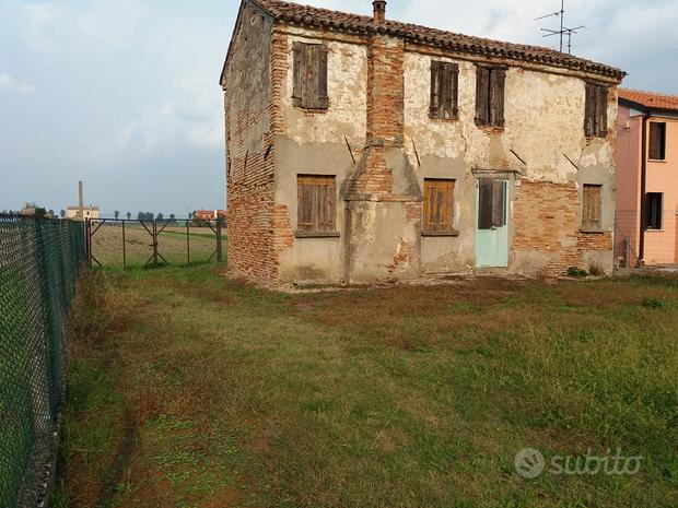 1000m² Land in Rovigo, Italy No. 276764