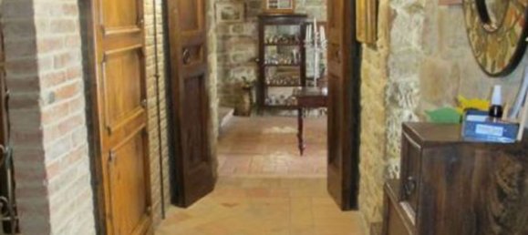 20 rooms Villa in Gubbio, Italy No. 49943 42