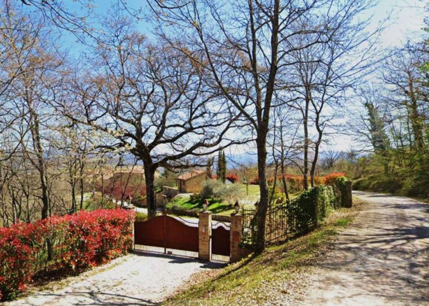 20 rooms Villa in Gubbio, Italy No. 49943