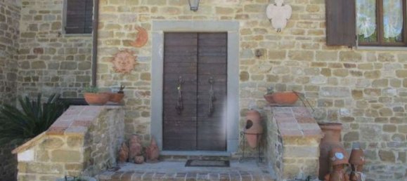 20 rooms Villa in Gubbio, Italy No. 49943 18