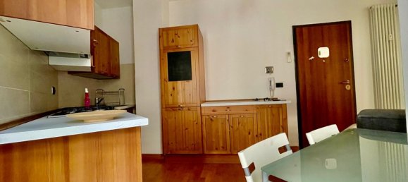 2 bedrooms Apartment in Bologna, Italy No. 321963 2