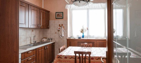 4 rooms Apartment in Turin, Italy No. 149981 21