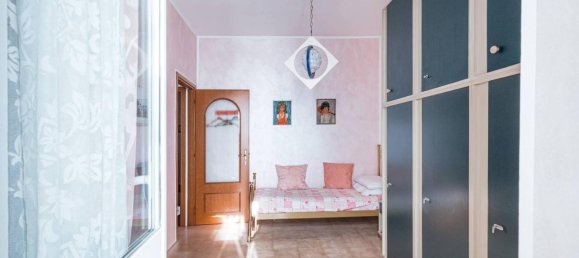 4 rooms Apartment in Turin, Italy No. 149981 13