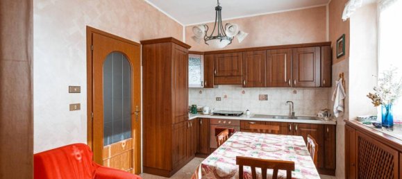 4 rooms Apartment in Turin, Italy No. 149981 19
