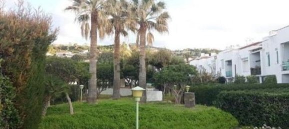 7 bedrooms Apartment in Messina, Italy No. 71 4