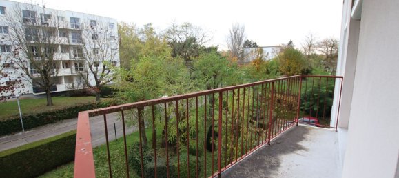 2 bedrooms Apartment in Chartres, France No. 52549 19