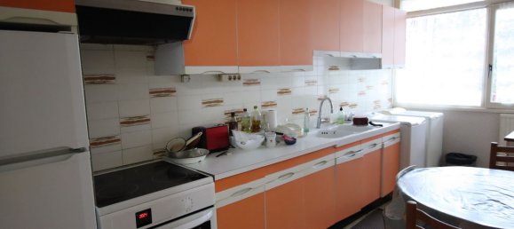 2 bedrooms Apartment in Chartres, France No. 52549 5