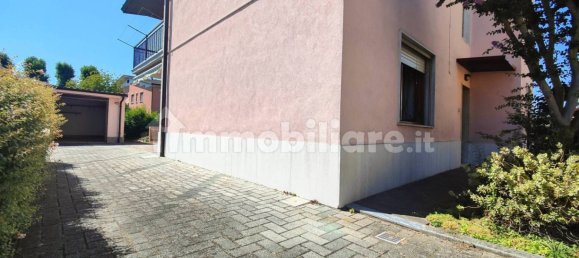 Villa de 4 dormitorios en Guardamiglio, Italy No. 355716 26